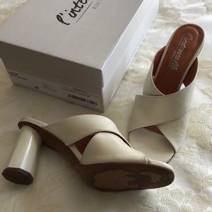 L’Intervalle High Heel Luxor Sandal